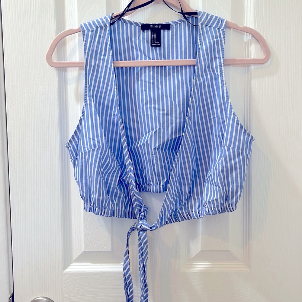 Forever 21 crop top
